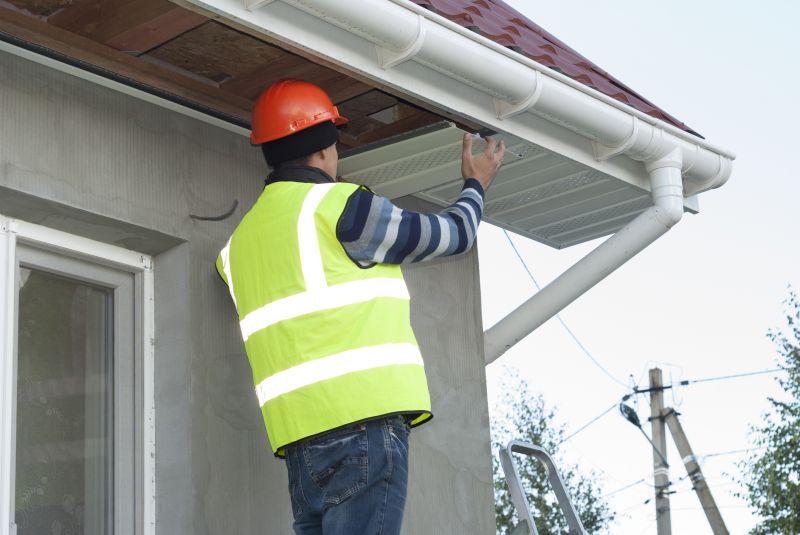 Eaves Installation in Conroe, TX